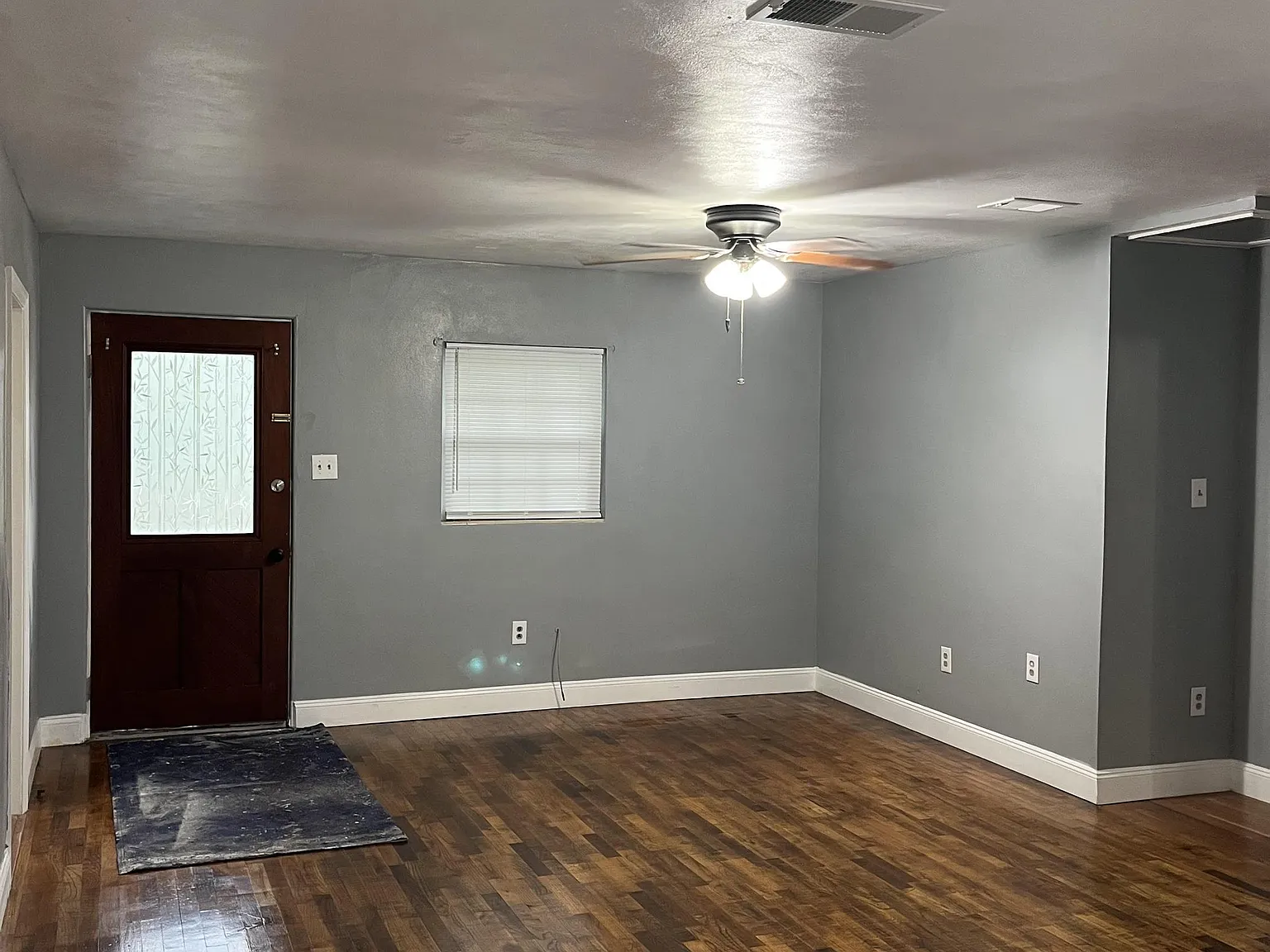 1412 East Voorhis Avenue - 1 — Photo 3