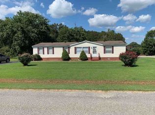 7 Cambridge Dr, Jackson, TN 38305