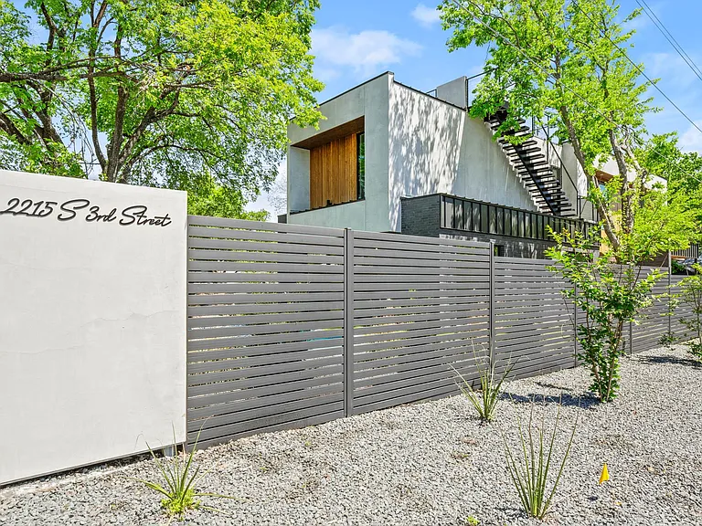 2215 S 3rd St — Photo 34
