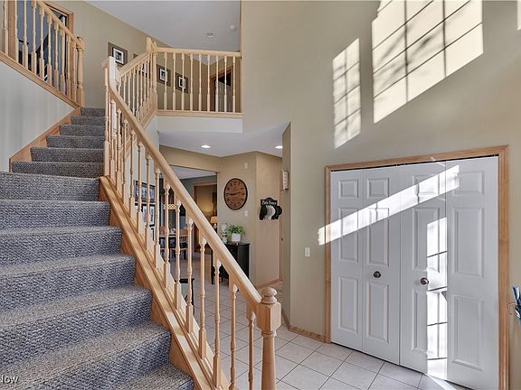 2nd image of 2873 Olympia Dr NW