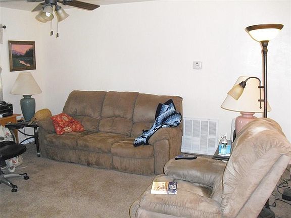 4th image of 505 N Sharon St