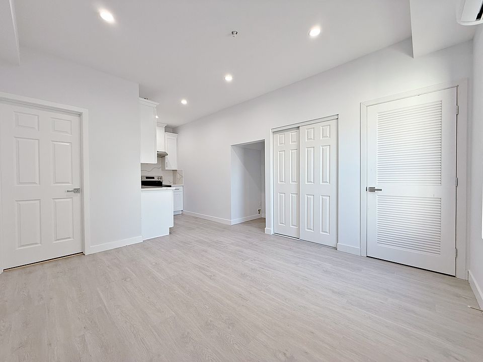 1st image of 16111 Fairgrove Ave #B