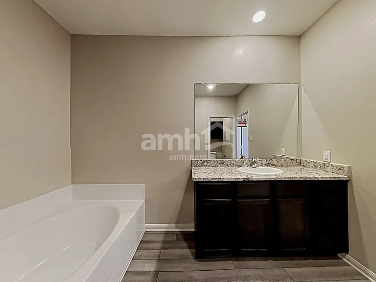 12887 Shoreline Dr — Photo 13