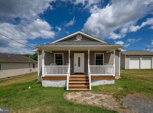 1025 Ramona Ave, Shenandoah, VA 22849