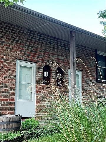 2nd image of 2901 S Tepee Ave