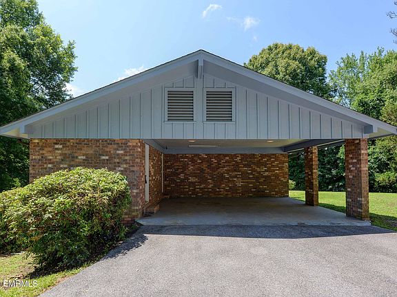 4th image of 5411 Powell Dr