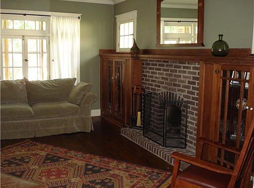4th image of 217 Iola Ave