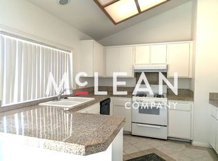 3270 N Sandspring Dr, Palm Springs, CA 92262