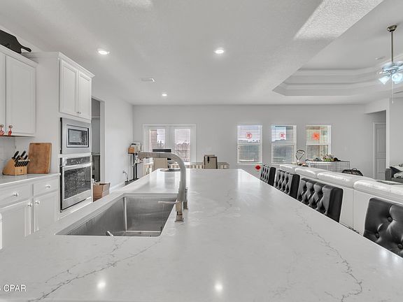 5th image of 133 Talbot St