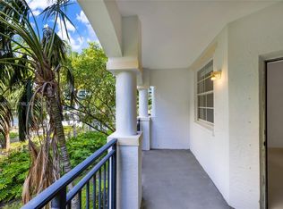 3125 NE 184th St APT 1201, Aventura, FL 33160