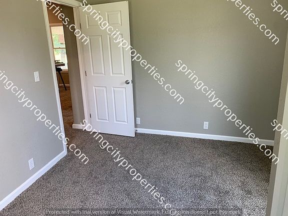 4th image of 607 E Thompson St