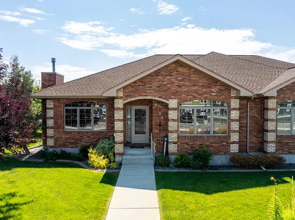 2320 Pioneer Ave, Cody, WY 82414