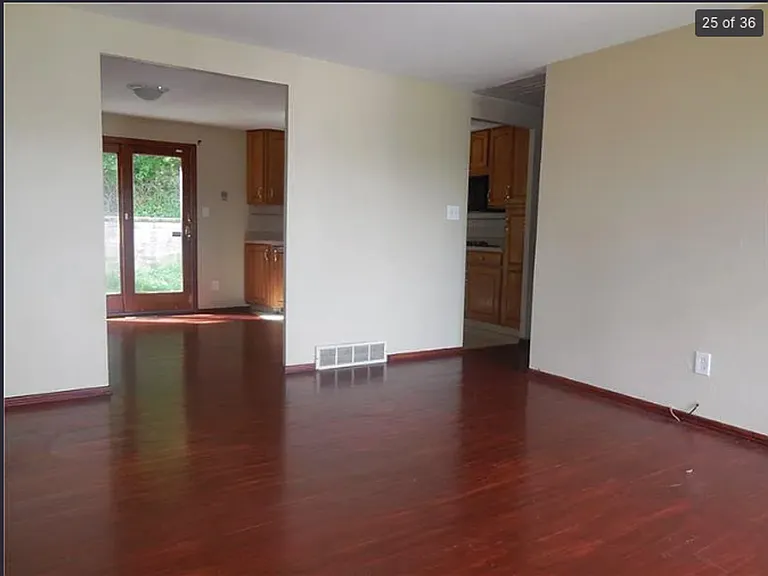 1911 Nash Ave — Photo 7