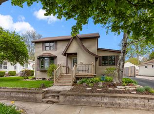 542 N State St, Appleton, WI 54911