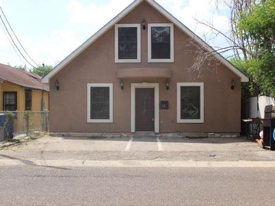 920 N Bartlett Ave, Laredo, TX, 78043