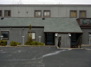 218 Cross Country Ln, Tannersville, PA