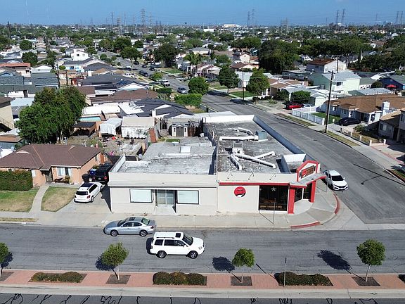 3rd image of 18727 Crenshaw Blvd
