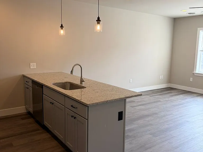 Salem Run Apartments Phase 2 — Photo 120