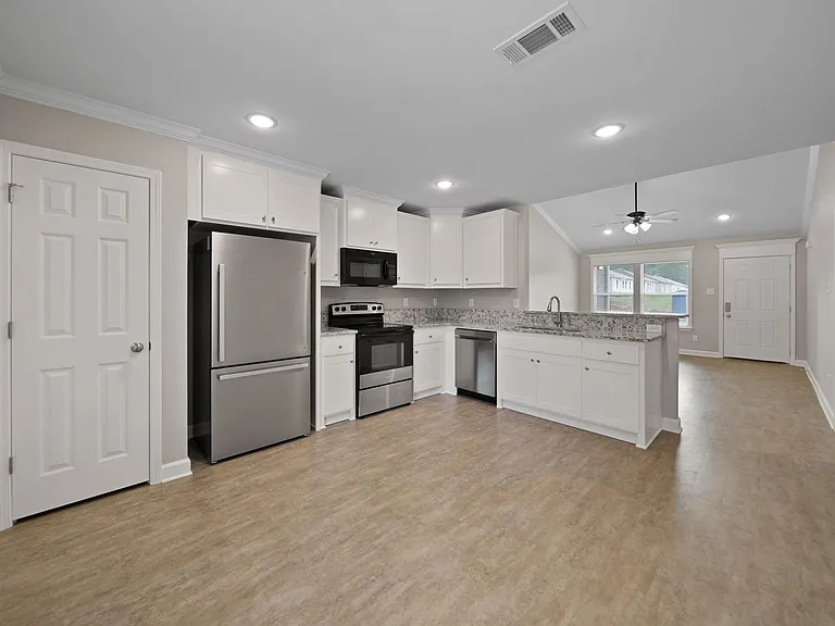 713 Timberline Rd — Photo 14