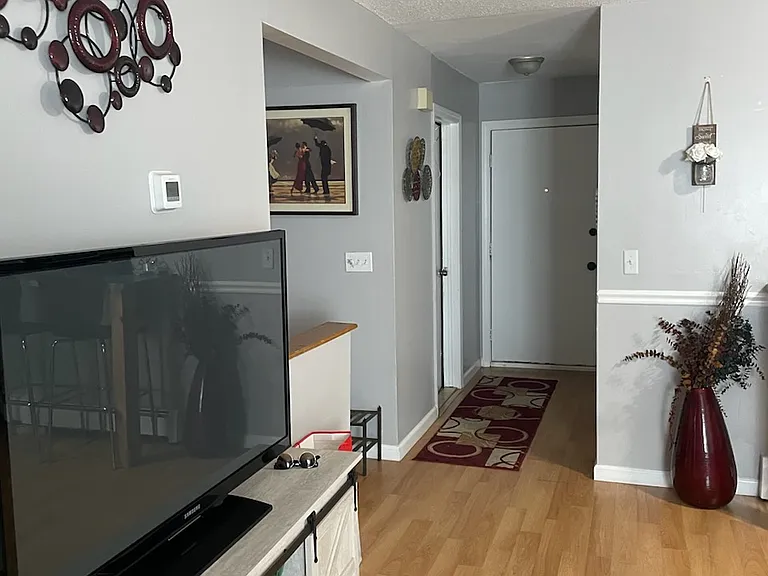 298 Forbes Ave #2 — Photo 4