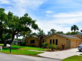 710 Lakewood Cir, Merritt Island, FL 32952