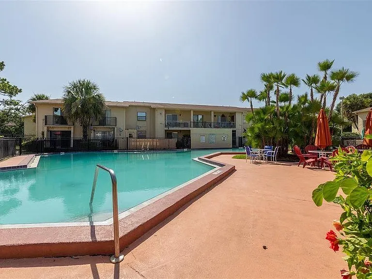 7523 Dolonita Dr — Photo 13