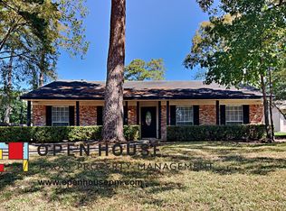 730 Thornwood Dr, Spring, TX 77381