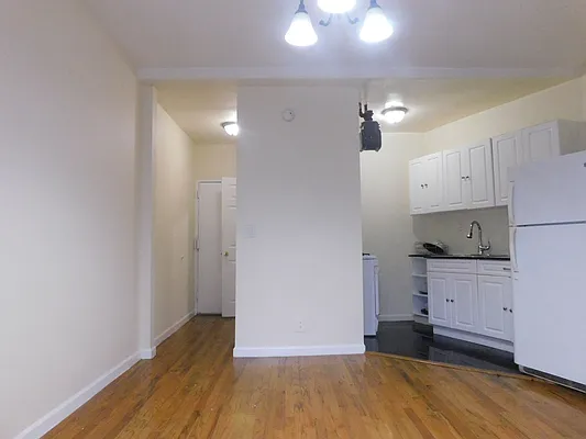 Rented by Compass | media 2