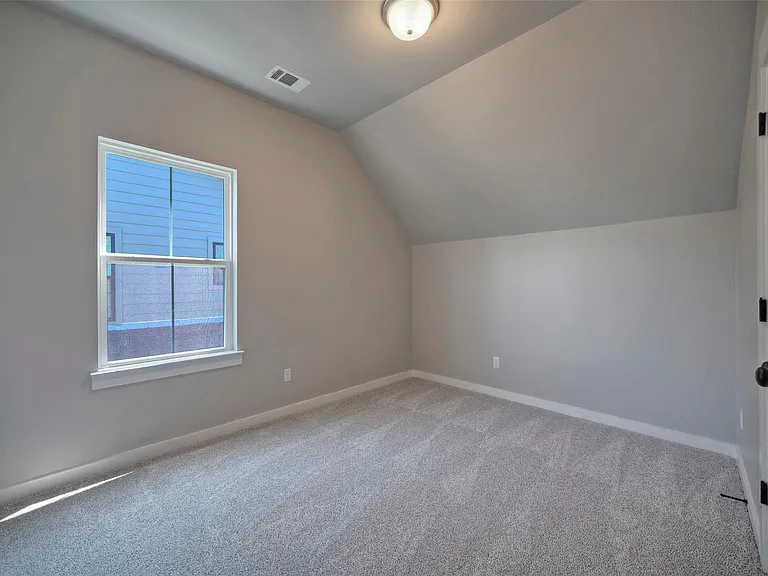 1086 Twain St — Photo 20