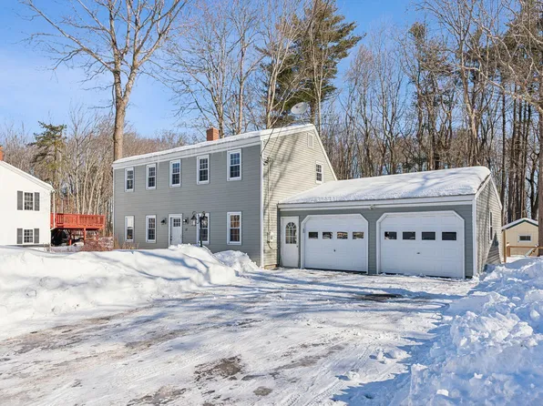 33 Village Green Drive, Saco, ME 04072