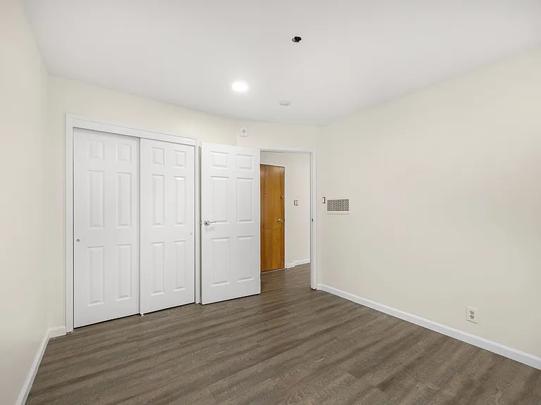 142 22nd Ave #1102R — Photo 11