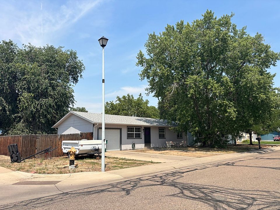 1st image of 3831 Belmont Ave