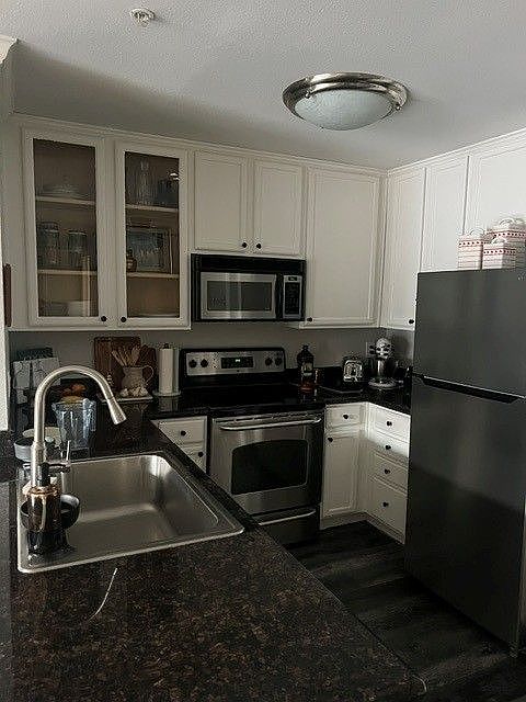2nd image of 1030 Vista Del Cerro Dr Unit 204