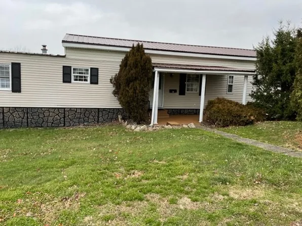 43 Milton St, Uniontown, PA 15401