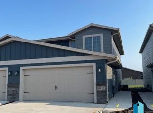 9442 W Dolores Dr, Sioux Falls, SD 57106