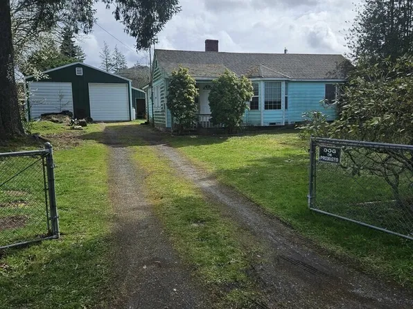 17417 Spruce Way, Lynnwood, WA 98037