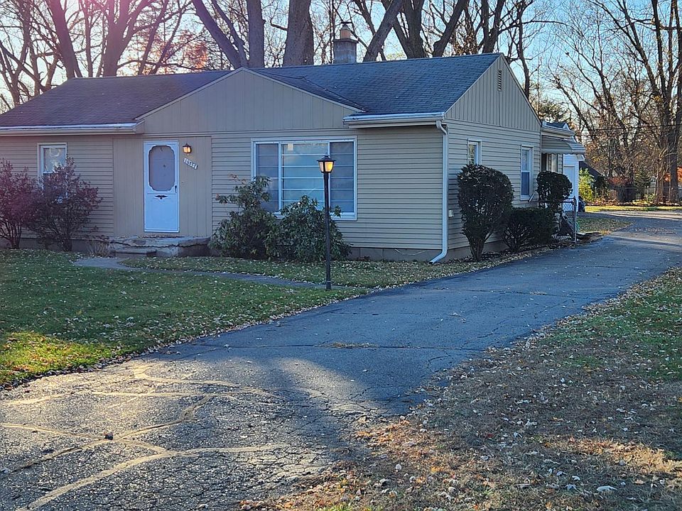 Mature treed lot