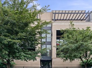 1346 W Walton St #3W, Chicago, IL 60642
