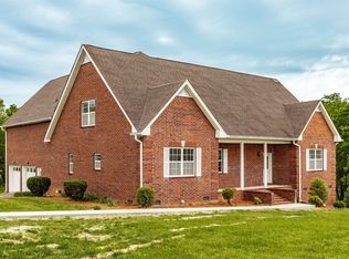 101 Oakland Dr, Gallatin, TN 37066