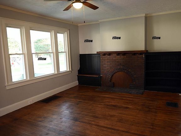 4th image of 2409 Underwood Pl