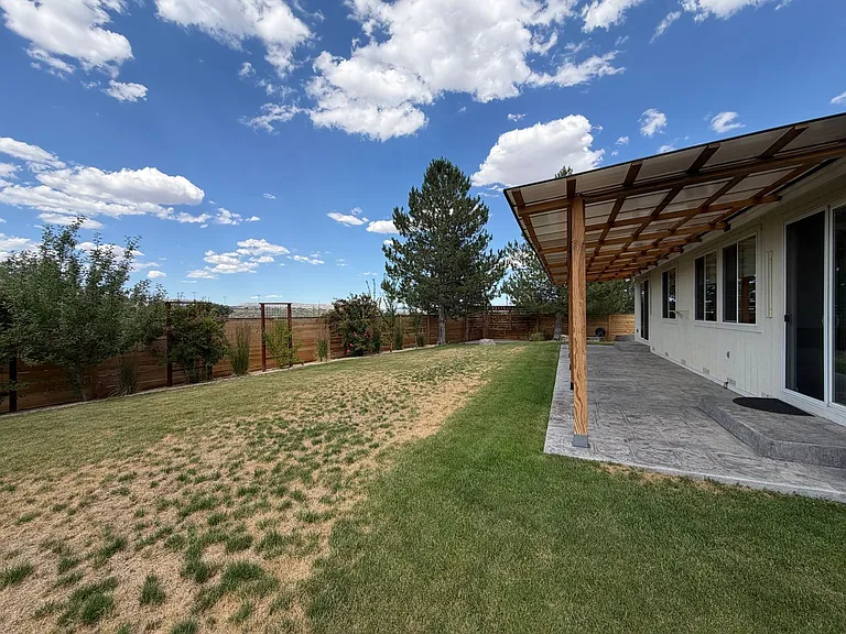 12380 Camel Rock Dr — Photo 24