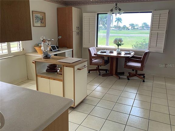 5th image of 1619 Woodmar Dr