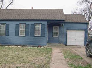 805 Harding St, Wichita, KS 67208