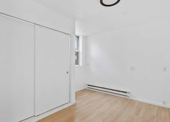 4th image of 3113 S 58th St #B
