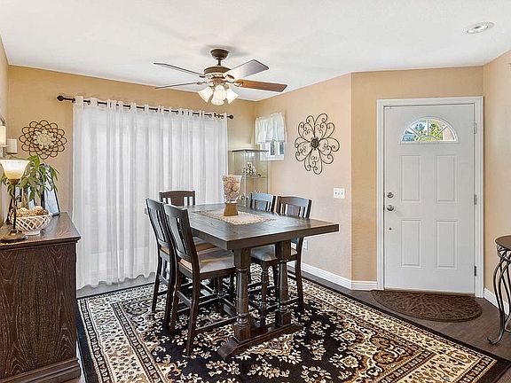 3rd image of 5023 Cherrywood Dr