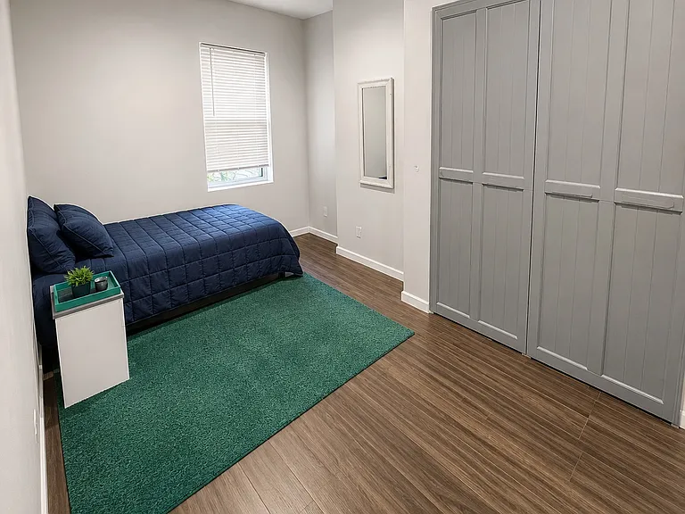 709 W Girard Ave #3 — Photo 7