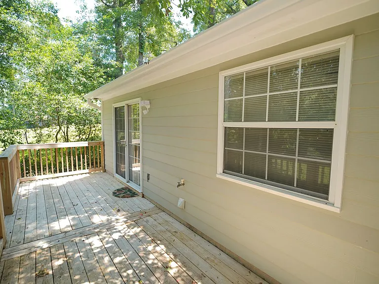 3027 Oak Hammock Ln — Photo 18