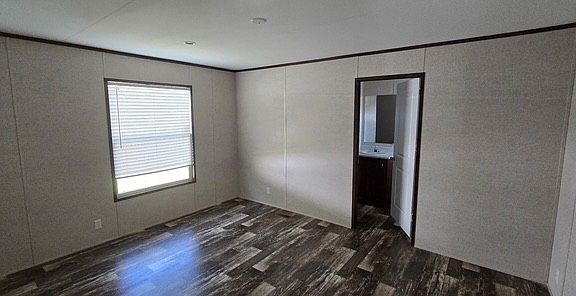 5th image of 930 N Crista Dr