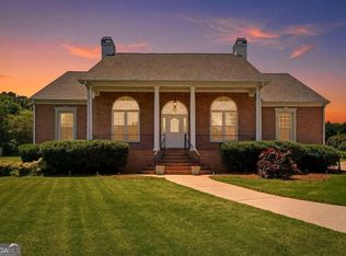 2860 Chardonnay Ln, Cumming, GA 30041