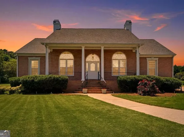 2860 Chardonnay Ln, Cumming, GA 30041